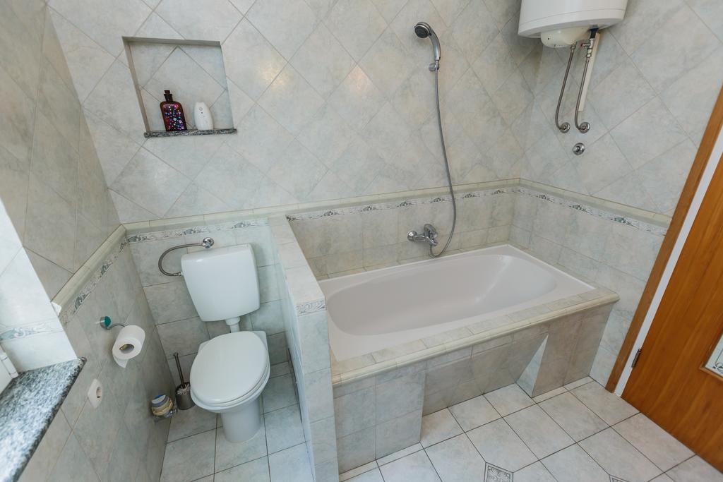 Apartament Ruzic *
