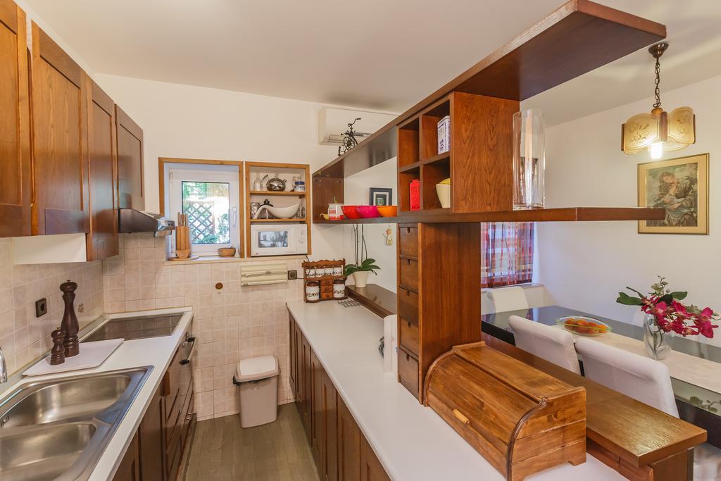 Apartment Ruzic *